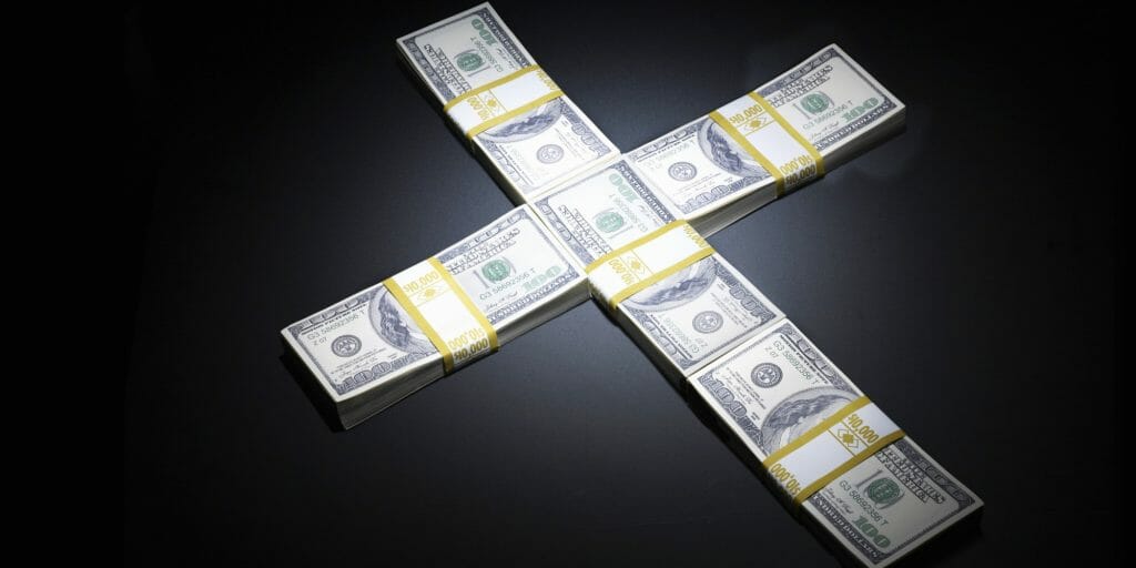 O Cross Money Facebook