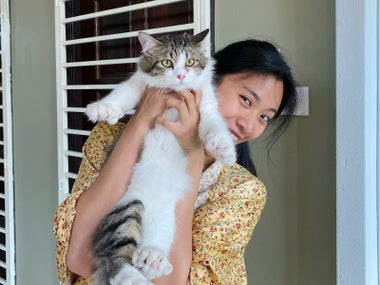 nadia-and-her-cat
