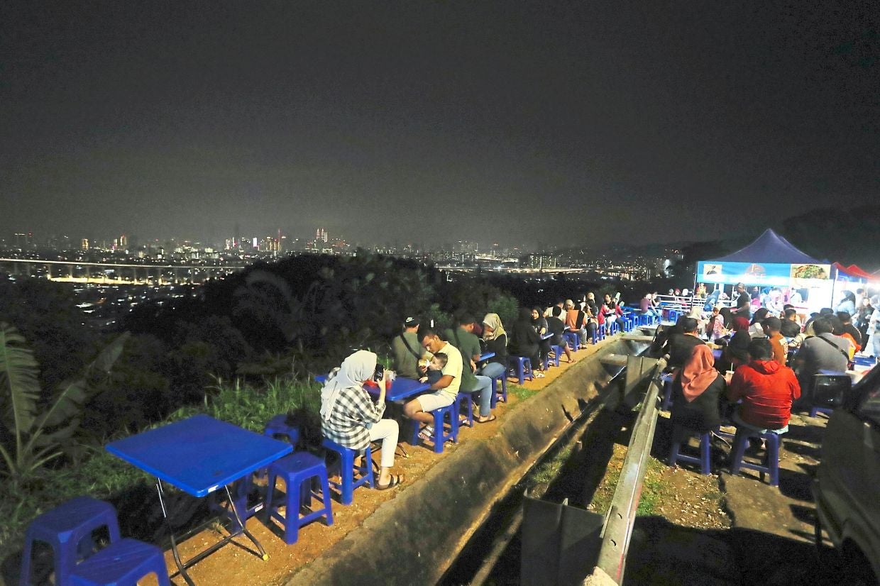 Dining-With-Danger-2022-New-Ampang-Lookout-Point-News-By-The-Star