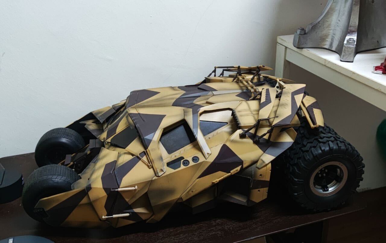 Image: The Batman Tumbler Camo Version Car, Produced By Hot Toys At A 1:6 Scale. The Current Price Of That Figurine Is Estimated To Be Between Rm2500 To Rm3000. 