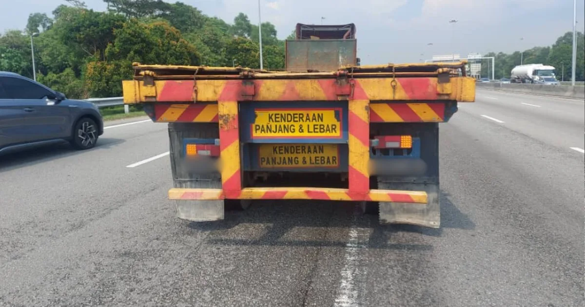 I Was Forced To Take Responsibility For Another Drivers Mistake On The Shah Alam Highway 4